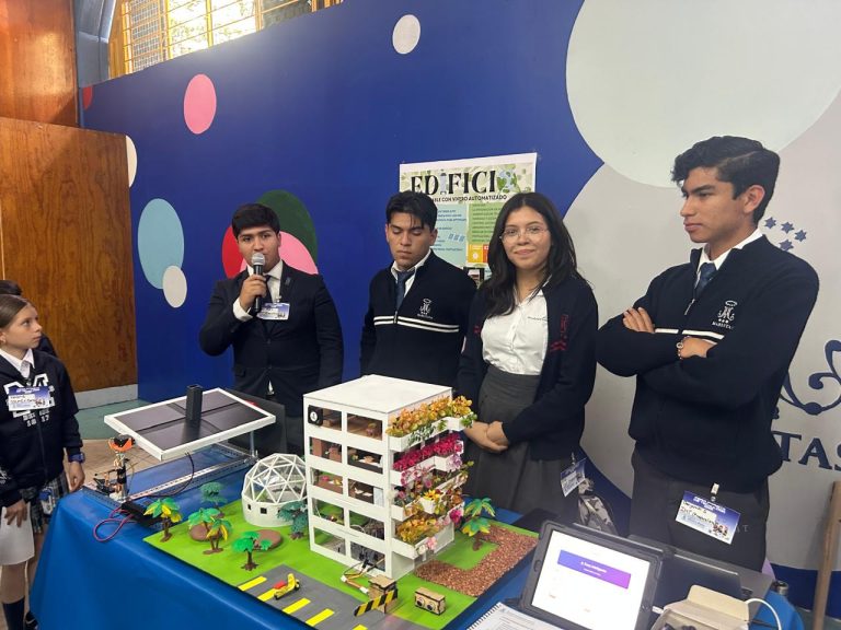 Crónica y Ganadores de la Feria Marista de Tecnología 2025 | Innovación Social
