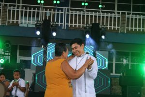 Hermano Nico en celebración